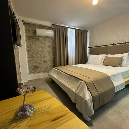 Luvenza Alacati Otel