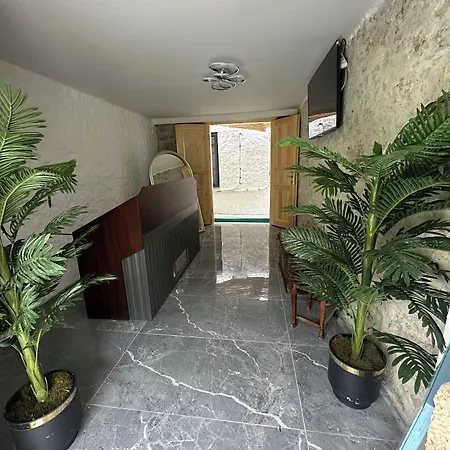 Luvenza Alacati Otel *