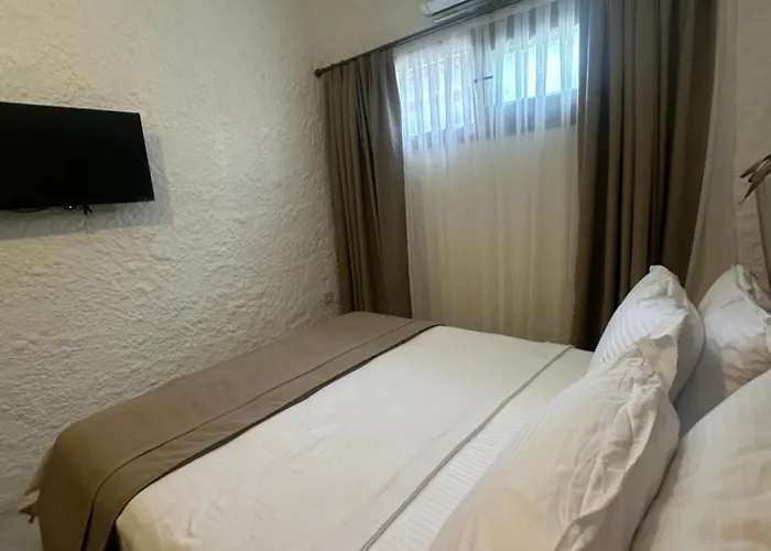 Hotell Luvenza Alacati Ildiri